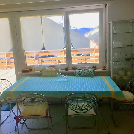 2,5 Zimmerwohnung Clabina 12